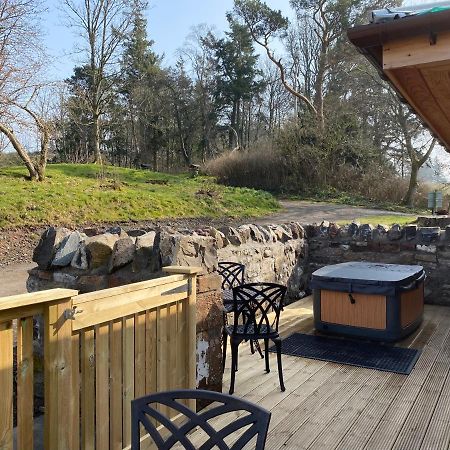Partridge Lodge With Hot Tub Forgandenny Kültér fotó